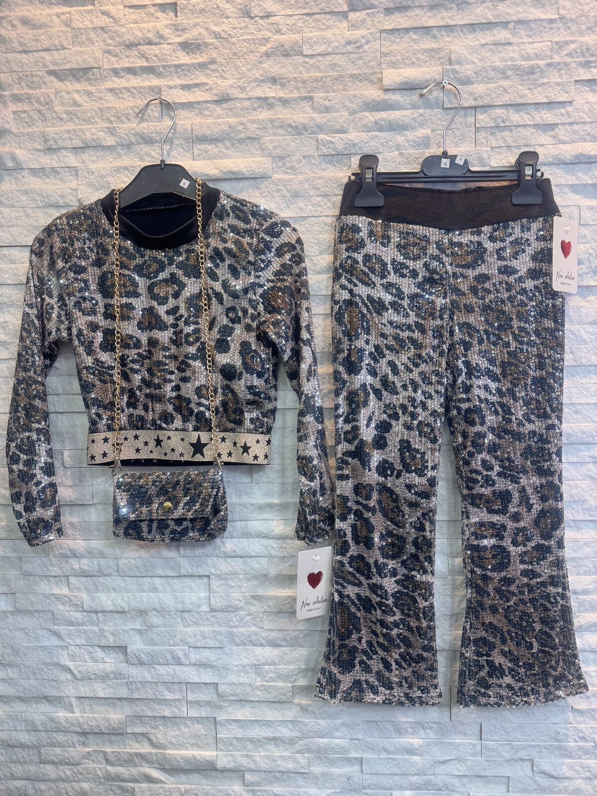 PANTALON ET HAUT léopard