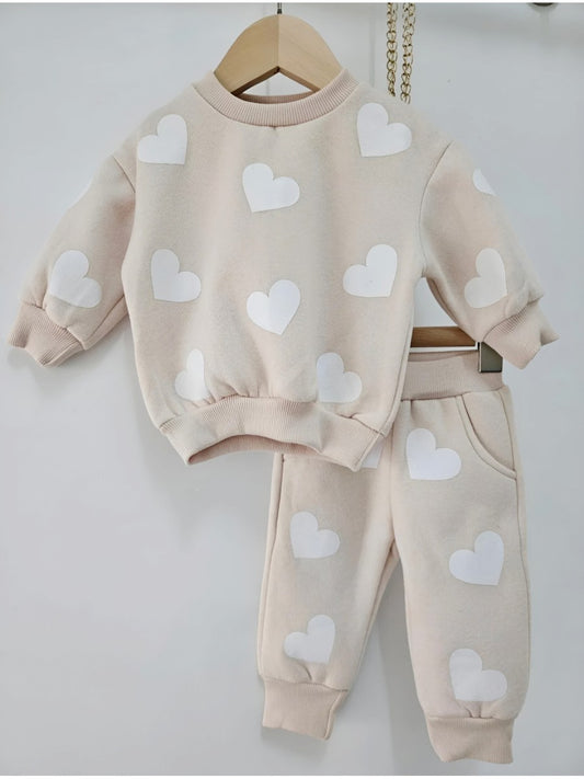 ENSEMBBLE JOGGING COEUR beige et blanc